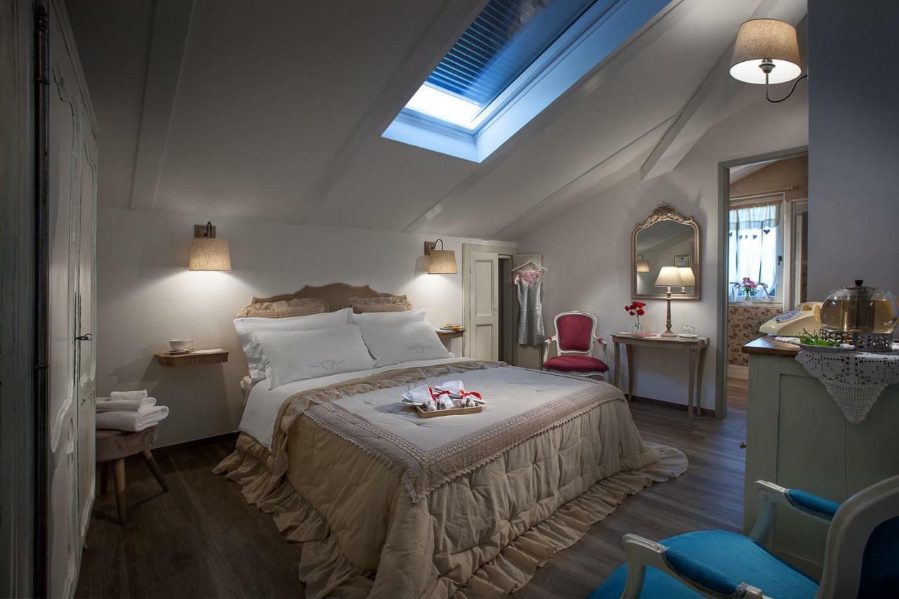 Roncaglia Suite Monticello d'Alba المظهر الخارجي الصورة